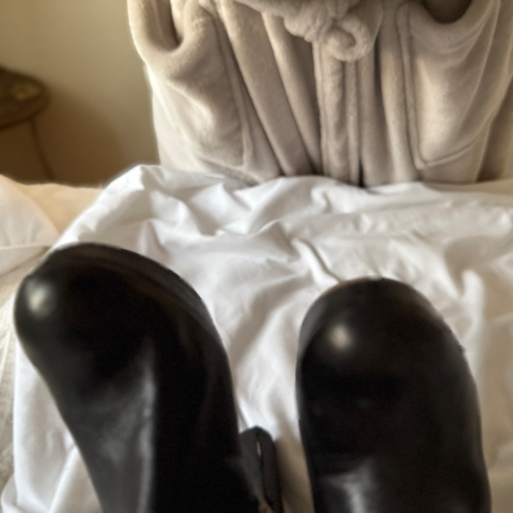 MICHAEL KORS Black Leather Tall Boots Women Size 9 - Picture 12 of 16